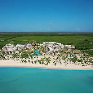 ***** Resort Secrets & (adults Only) Dominikanische Republik