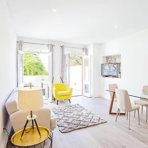 https://cayres-suites-surdo.madeira-islandshotels.com