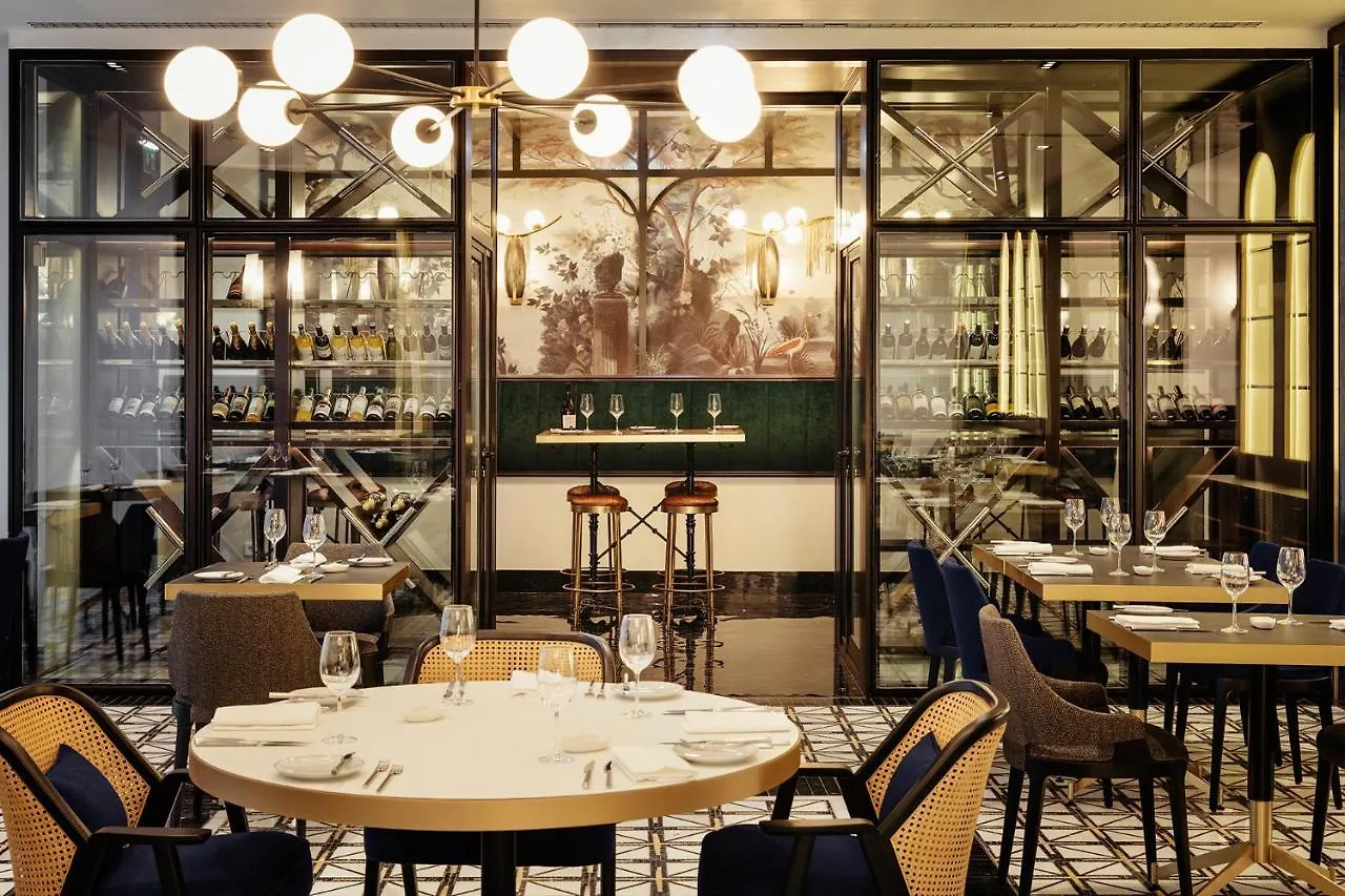 Отель Sofitel Lisbon Liberdade