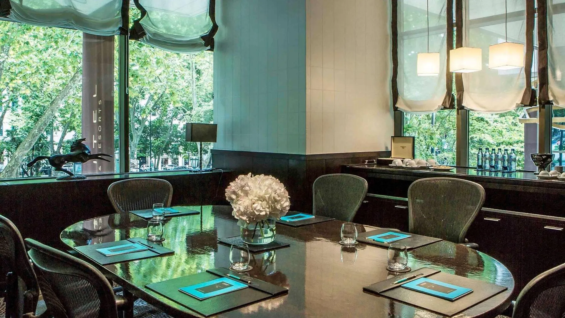 Отель Sofitel Lisbon Liberdade 5*,  Португалия